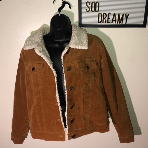 Forever 21 Jackets & Blazers - FOREVER21 Camel & Cream Faux Fur Jacket